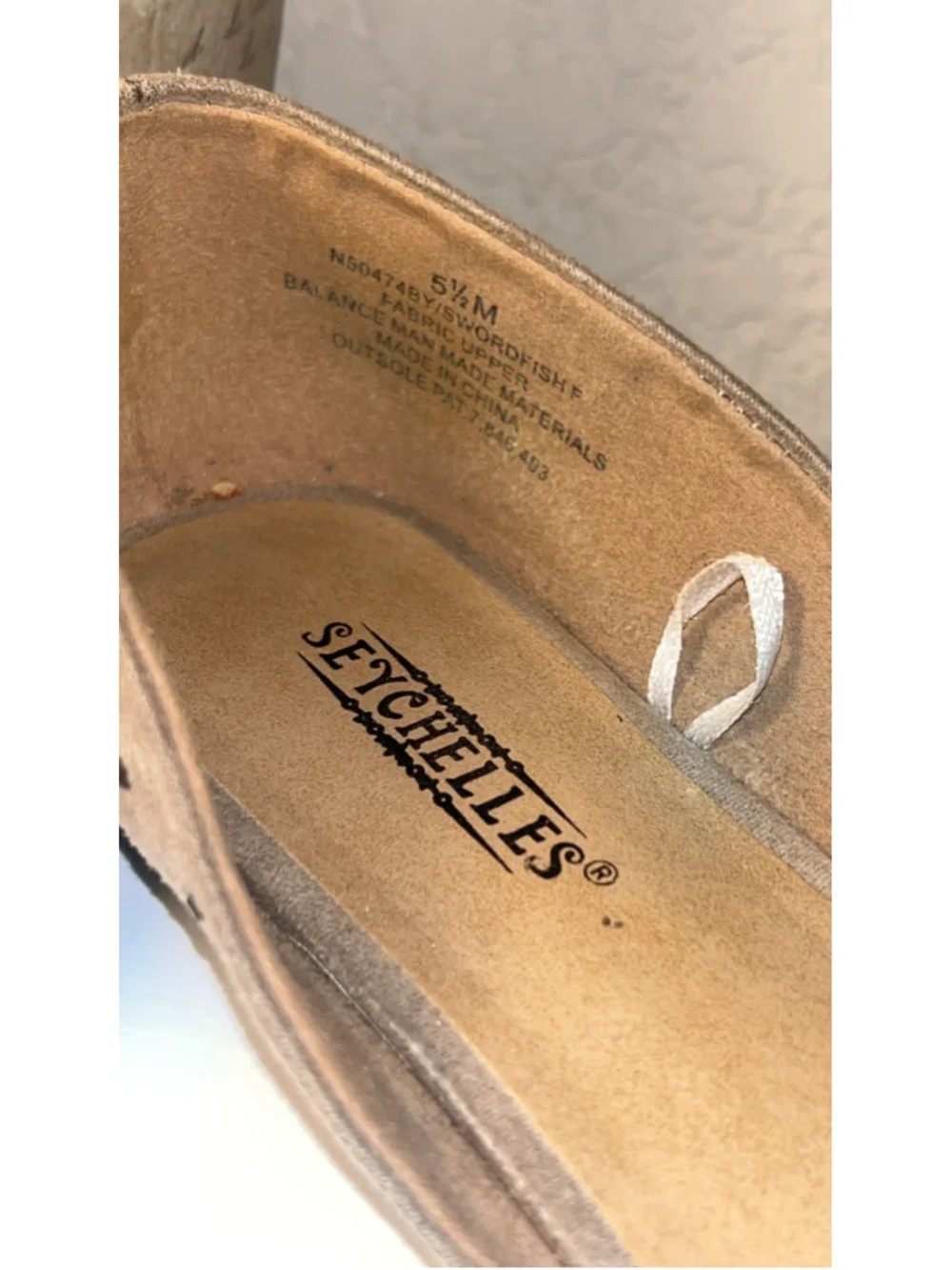 Women's Seychelles Beige Studded D'Orsay Flats Size 5.5